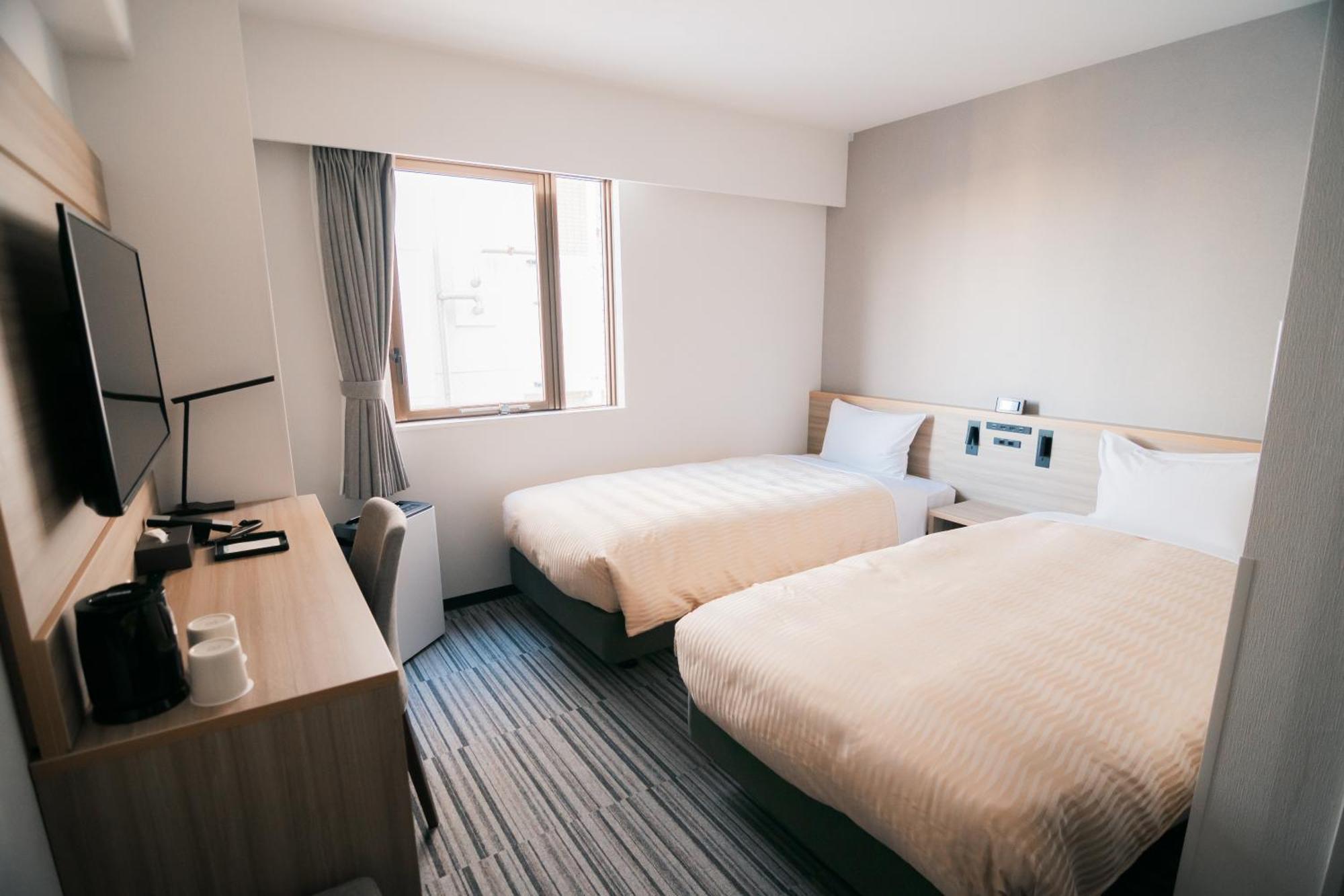 Quintessa Hotel Chiba Funabashi Extérieur photo